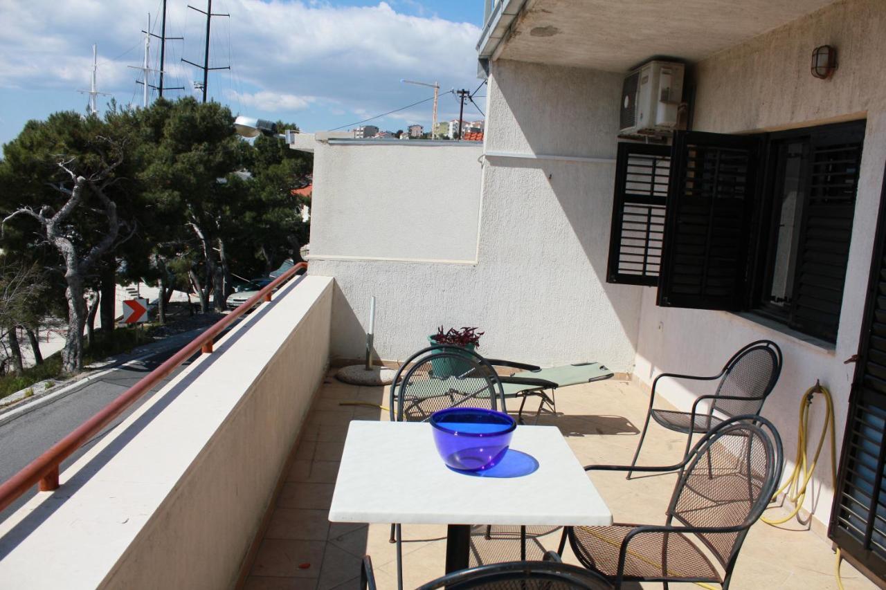 Apartment Blue Sea Dugi Rat Esterno foto