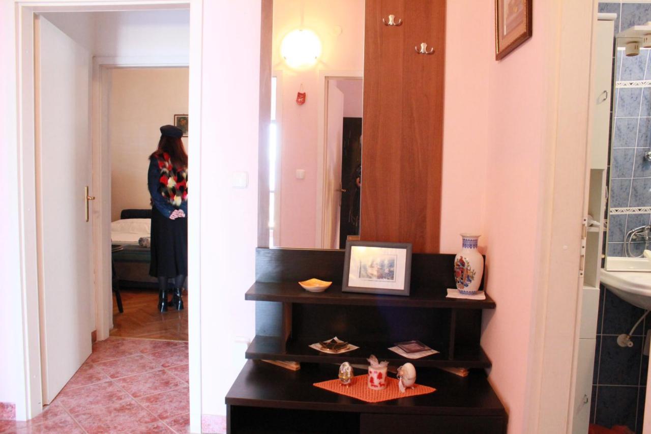 Apartment Blue Sea Dugi Rat Esterno foto